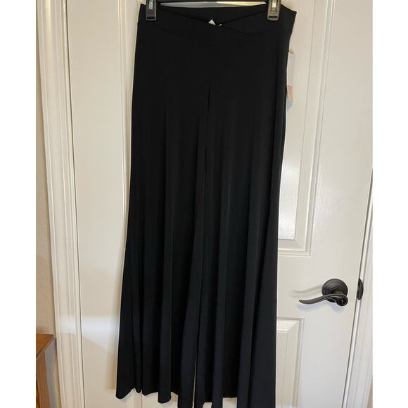 Motherhood Maternity comfy stretchy Flare Pants size small - Picture 1 of 4